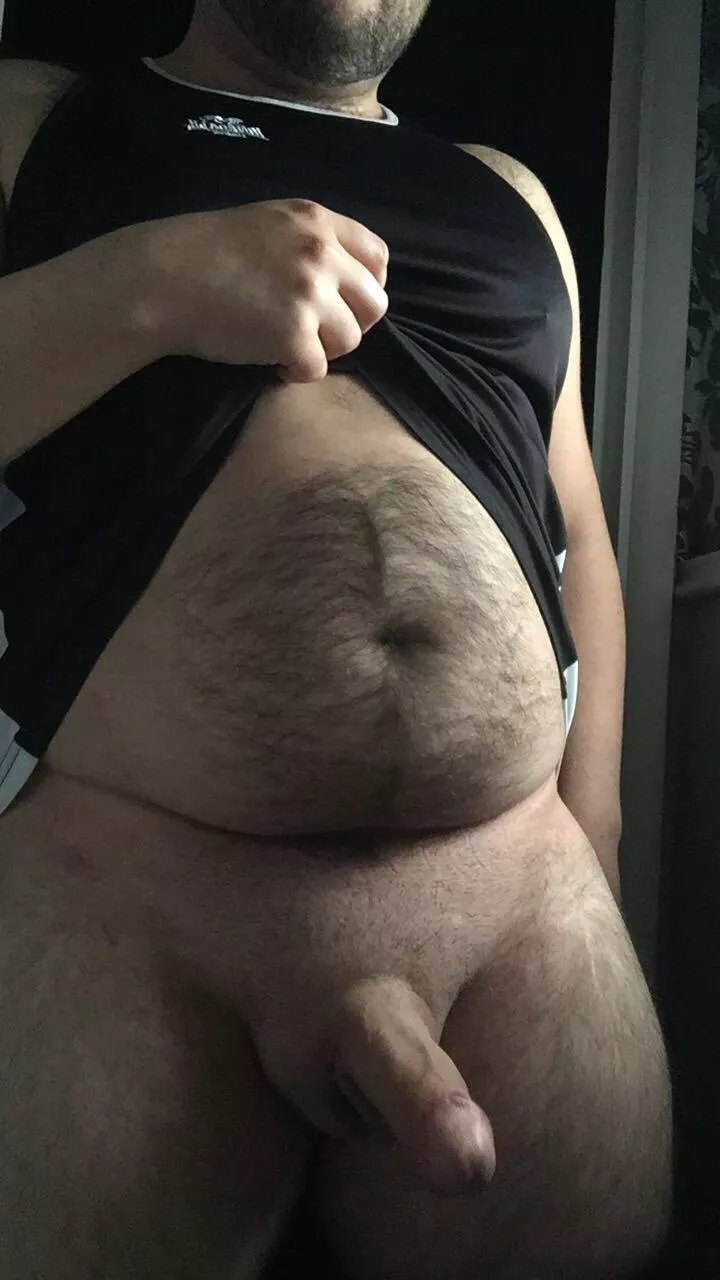 Roses are red, watches are gold, get on you knees and do what you’re told posted by 90s-is-not-old