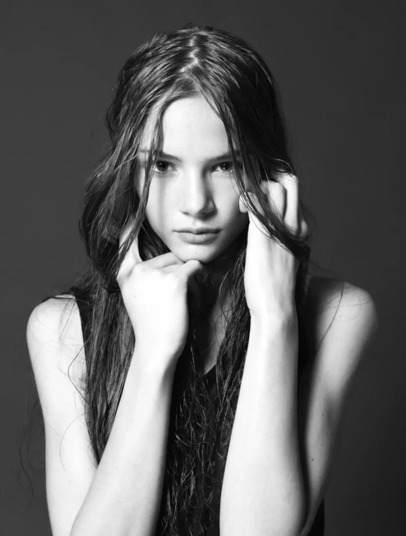 Roxanne Sanderson posted by bobbyUP-MKII