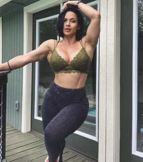 @roxyqueflexx lately she’s been looking incredible. by Accurate-Quiet-2336