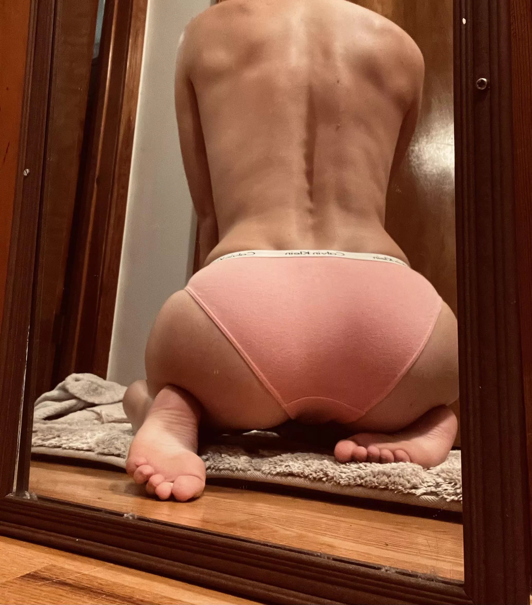 Rub it! Oops! I meant to say “ribbit” 😋 posted by itty_biddie