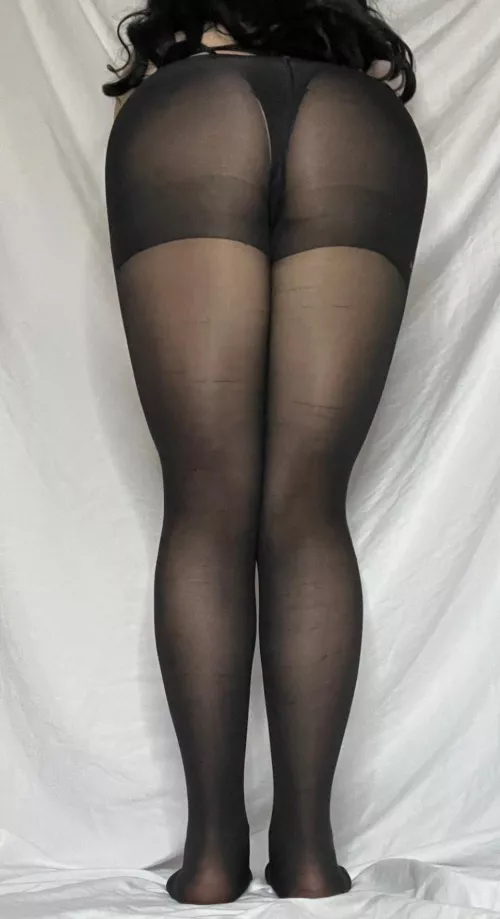 Rub me while I’m sucking you, rip it, and then insert it in. by xoxopantyhose