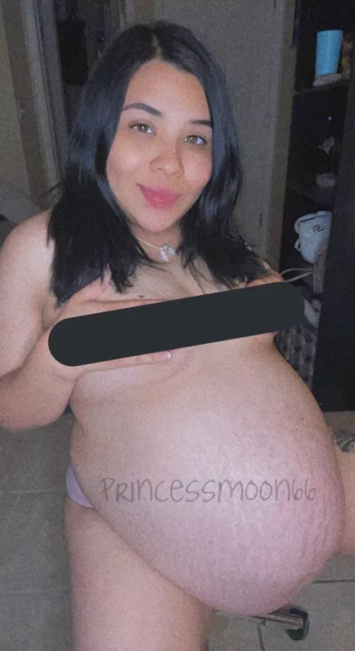 rub my belly? by Milkymooon66