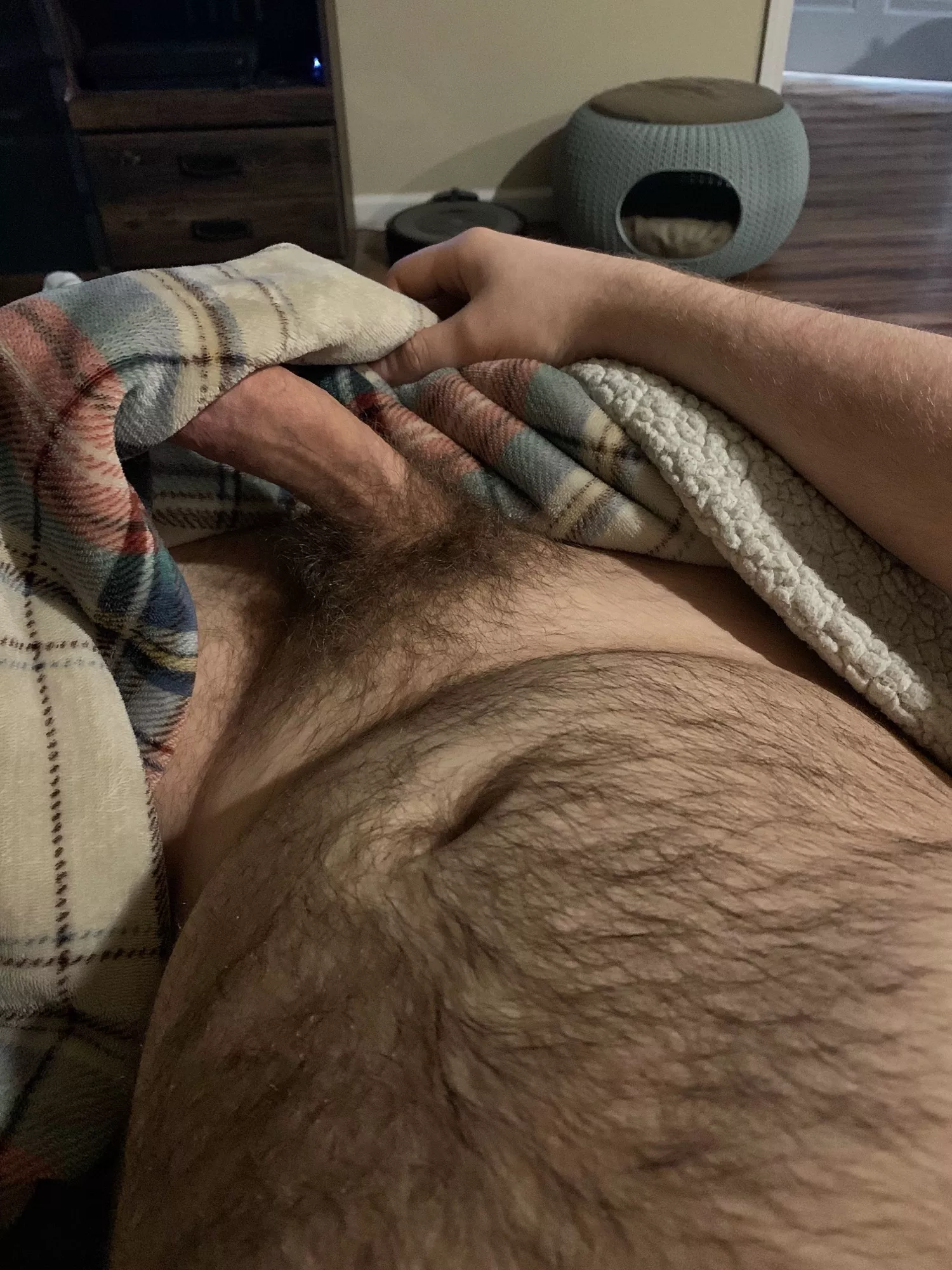 rub my fur while sucking me off 😈🐽 posted by volibearcub