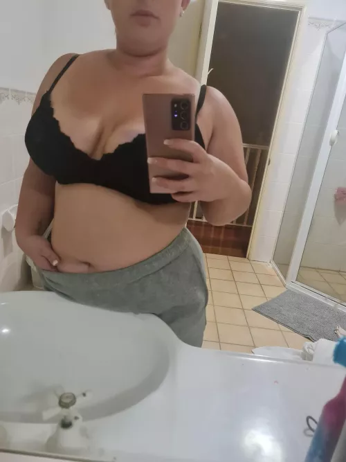 rub off in his pants by R3al_Lif3_Wif3_Milf