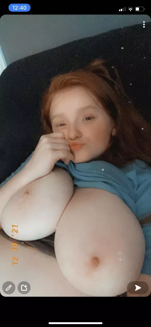 rub them for me? by Redheaded_babyy