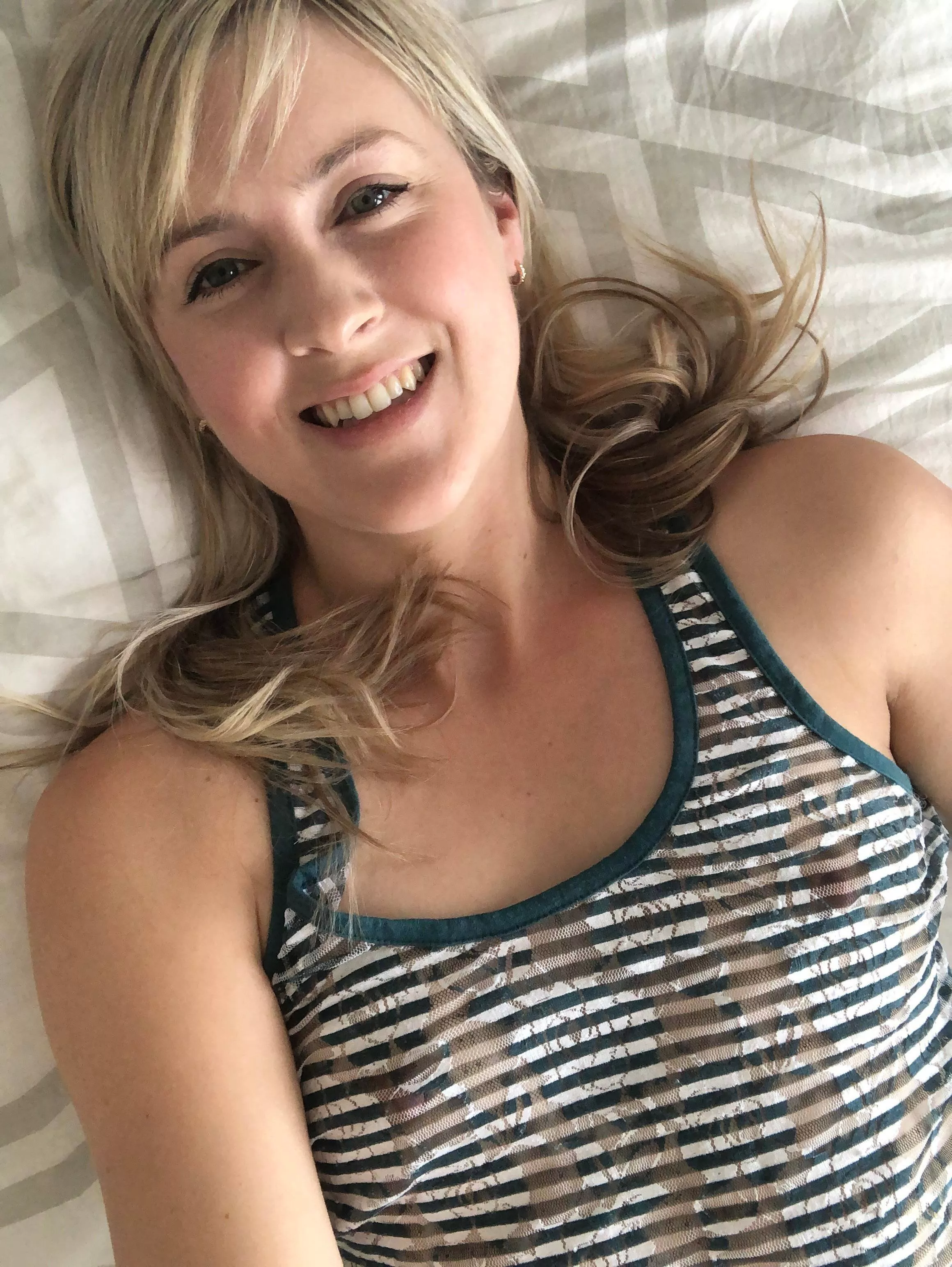 Sale! Diary style page with nudity. Only join if you like cute little Milfs posted by Liz_XO_