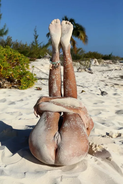 Sandy crack by Franske321