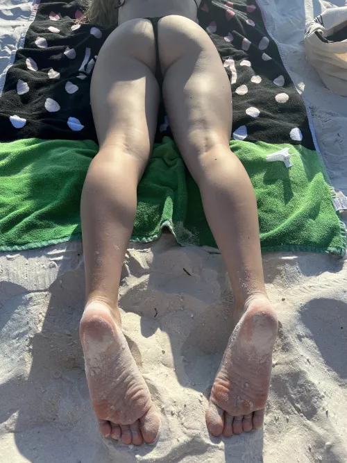 Sandy soles by shygirlnxtdoor_