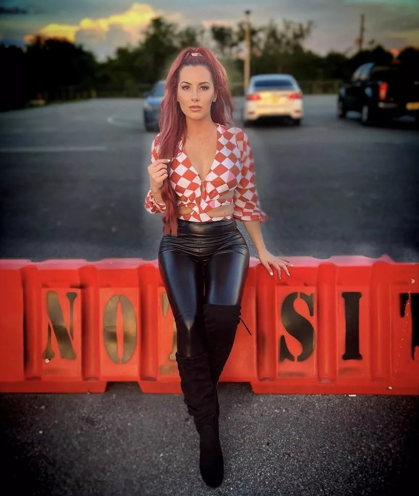 Santana is tight posted by WarPlastic1473