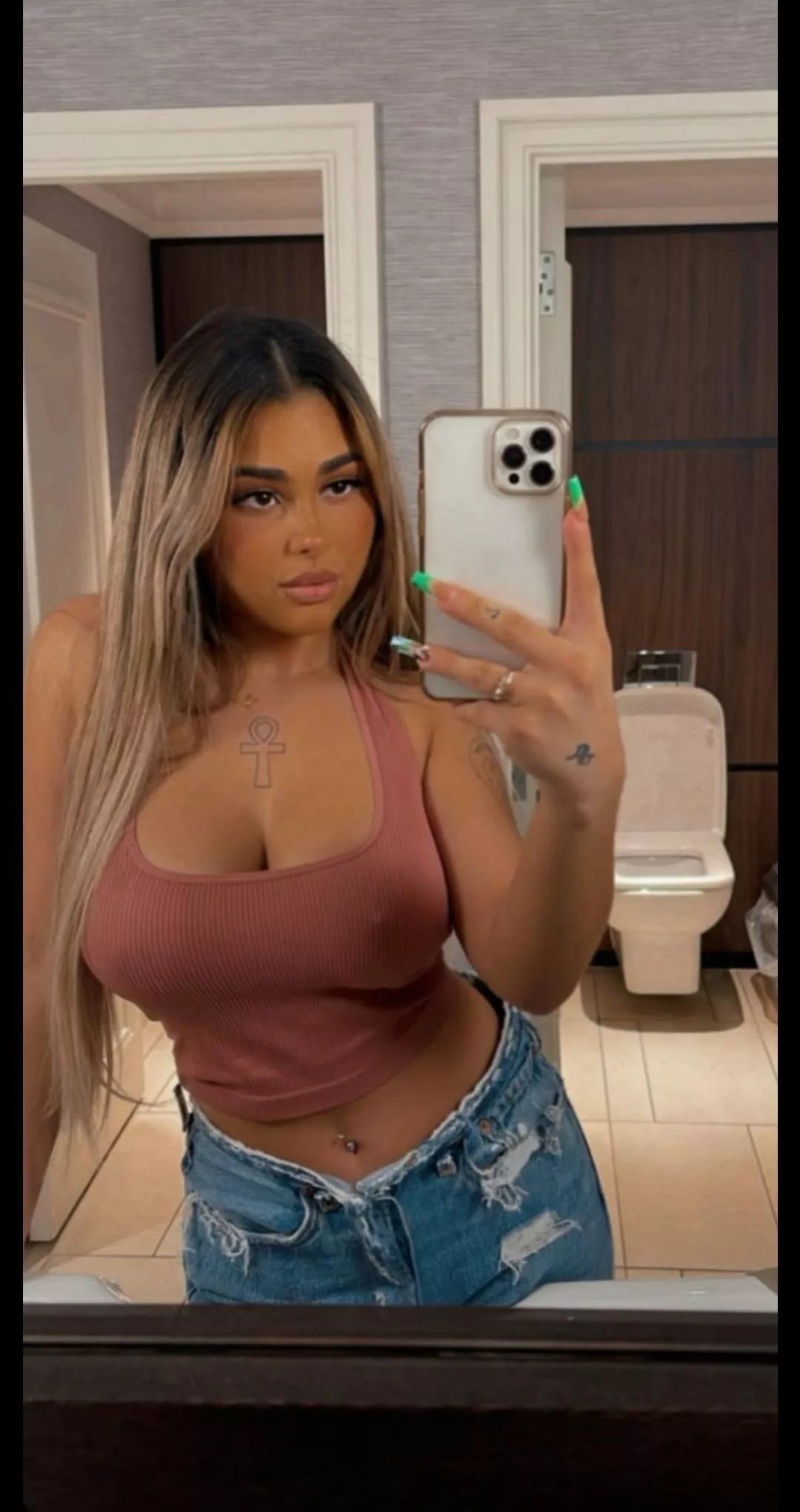 sara nips posted by International_Deal47