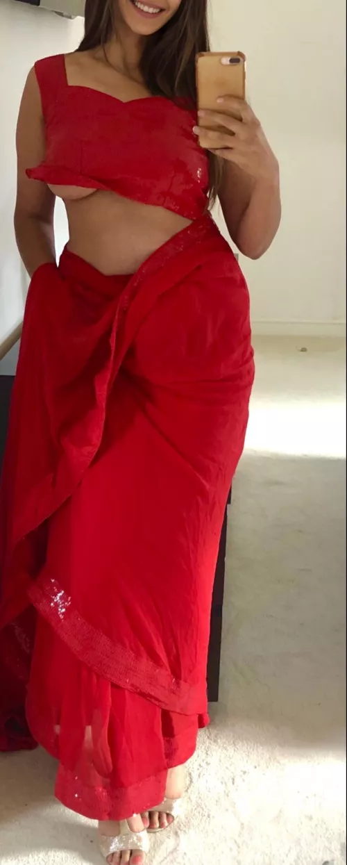 Sari underboob should be a new trend...😉 British Punjabi Indian by knightrider69x