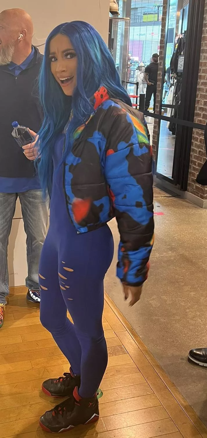 Sasha in a tight bodysuit 👀 posted by throwawayacct459