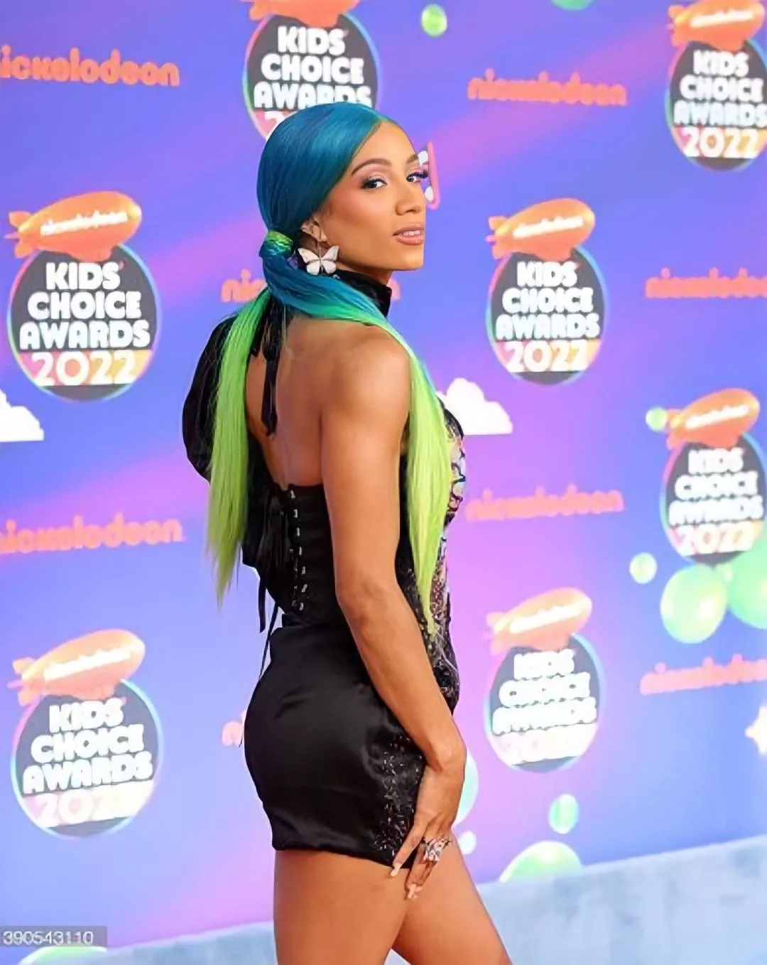 Sasha looks fantASStic! posted by Raktim_8_Inches