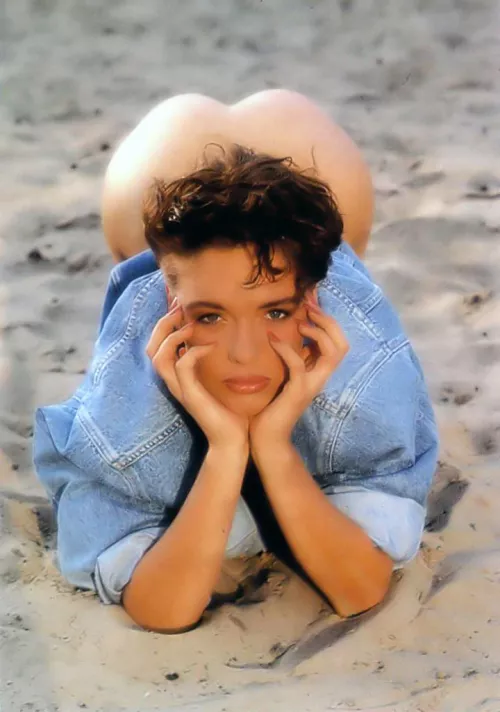 Saskia Linssen by fuckingelijah95