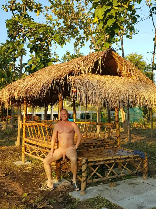 Saturday evening - the golden hour by znarf-fesoj