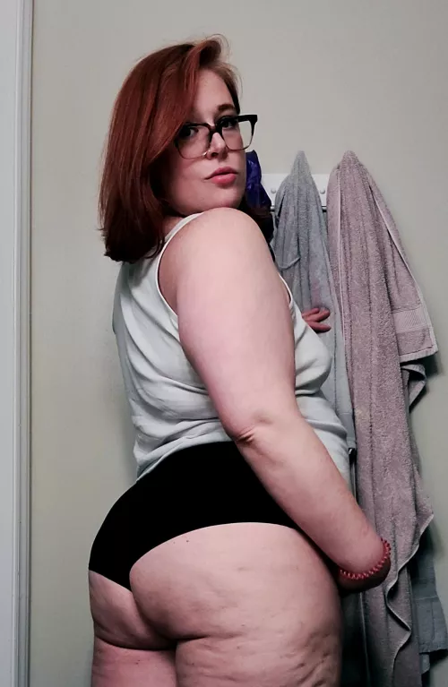 Saturday sexy by BBWcoupleJS