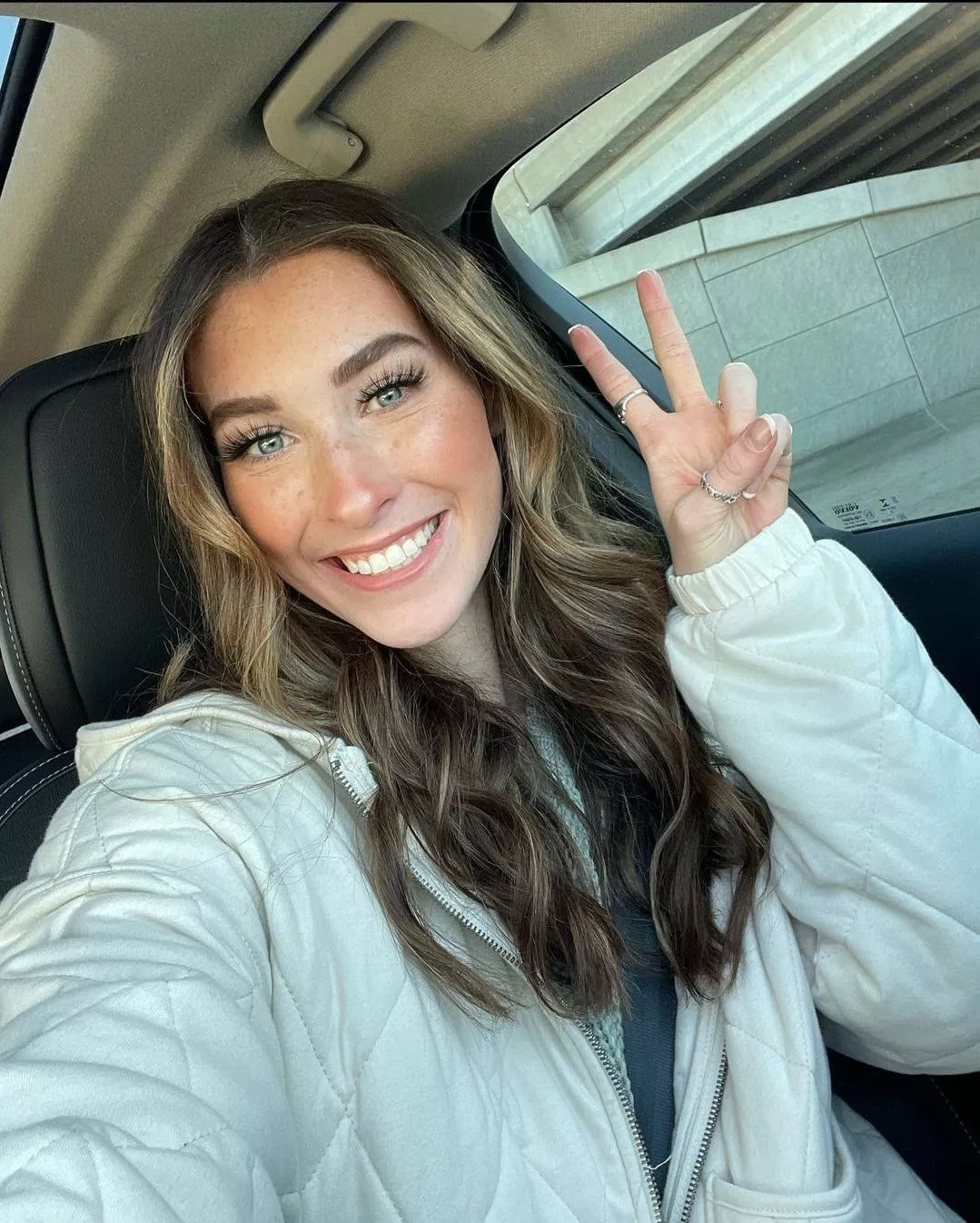 Savanah posted by Meizley