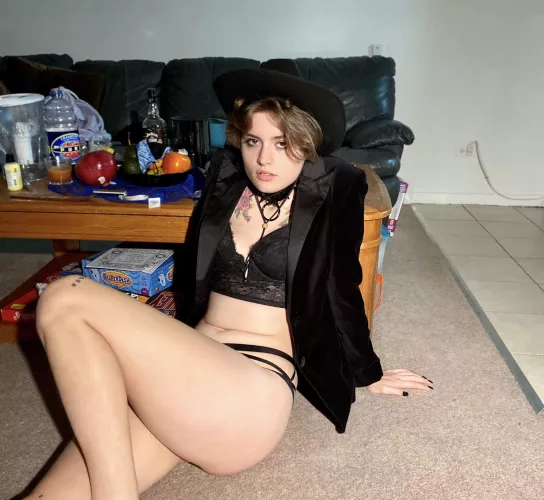 Save a horse, ride a cowboy 🖤 by nazarmarz