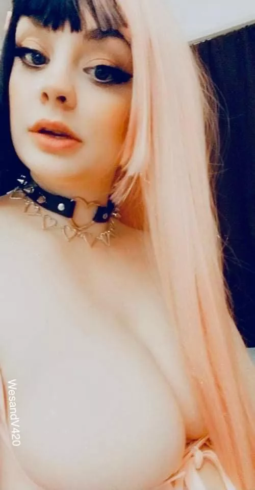 Say hi if you’d jerk off to nudes I sent you 😏💖 by Wesandveronica420