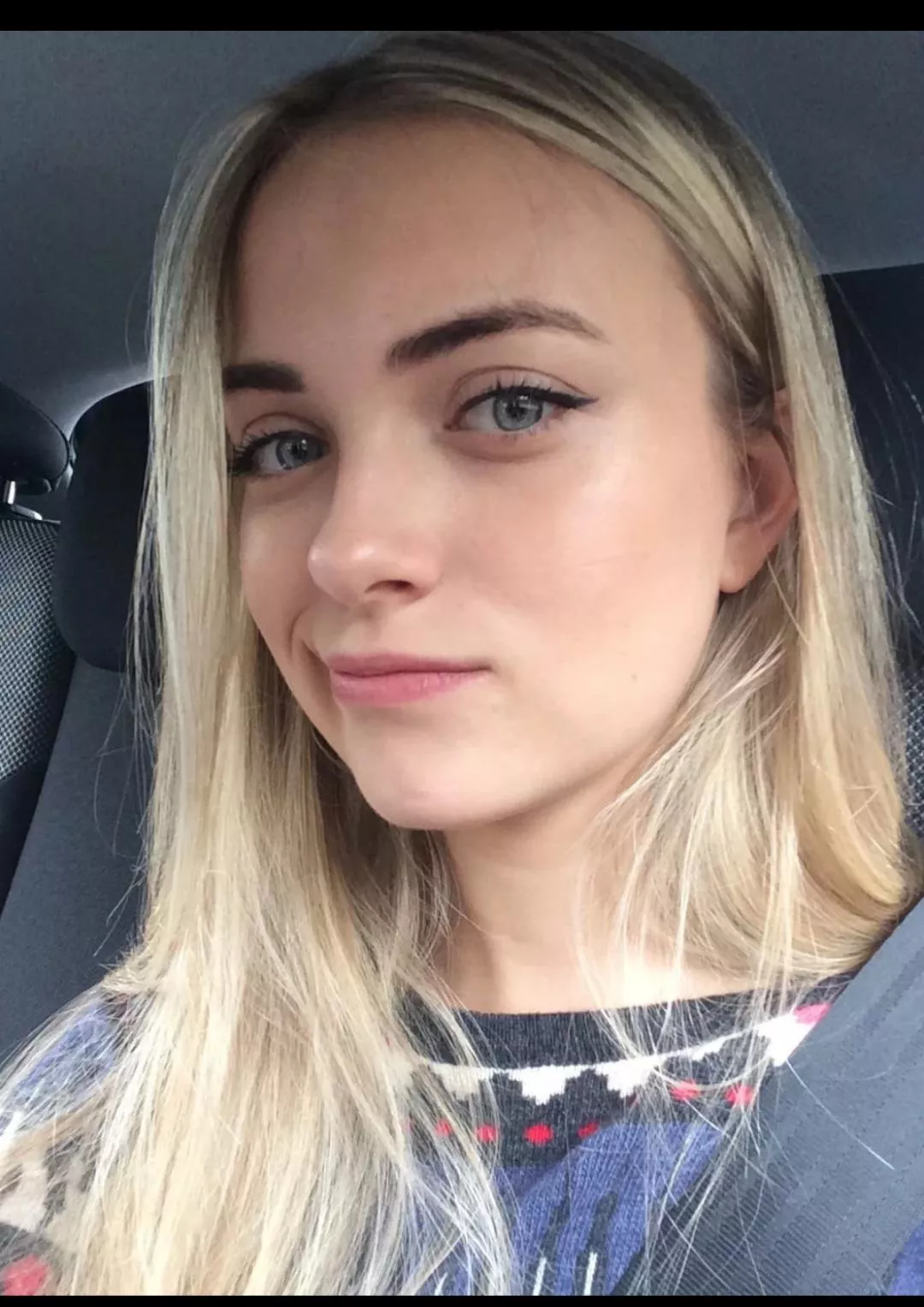 Scandinavian girl [irtr] posted by Arjeet_singh