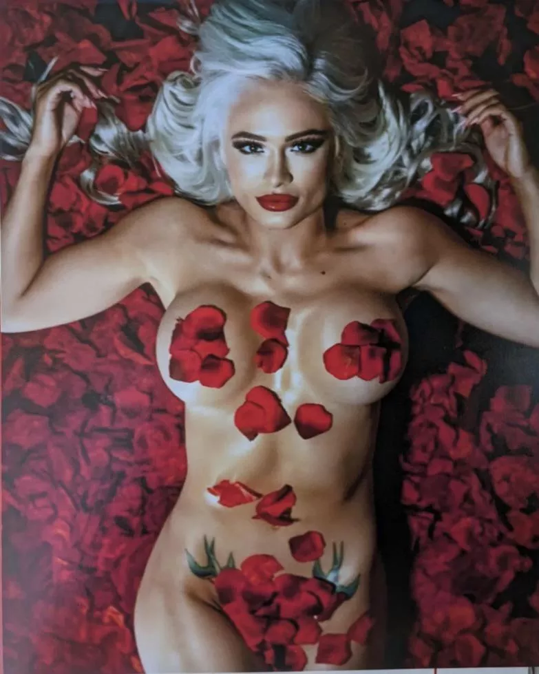 Scarlett 🌹 posted by anastasios011