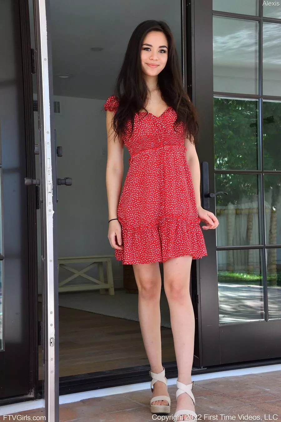 Scarlett Alexis posted by snipke