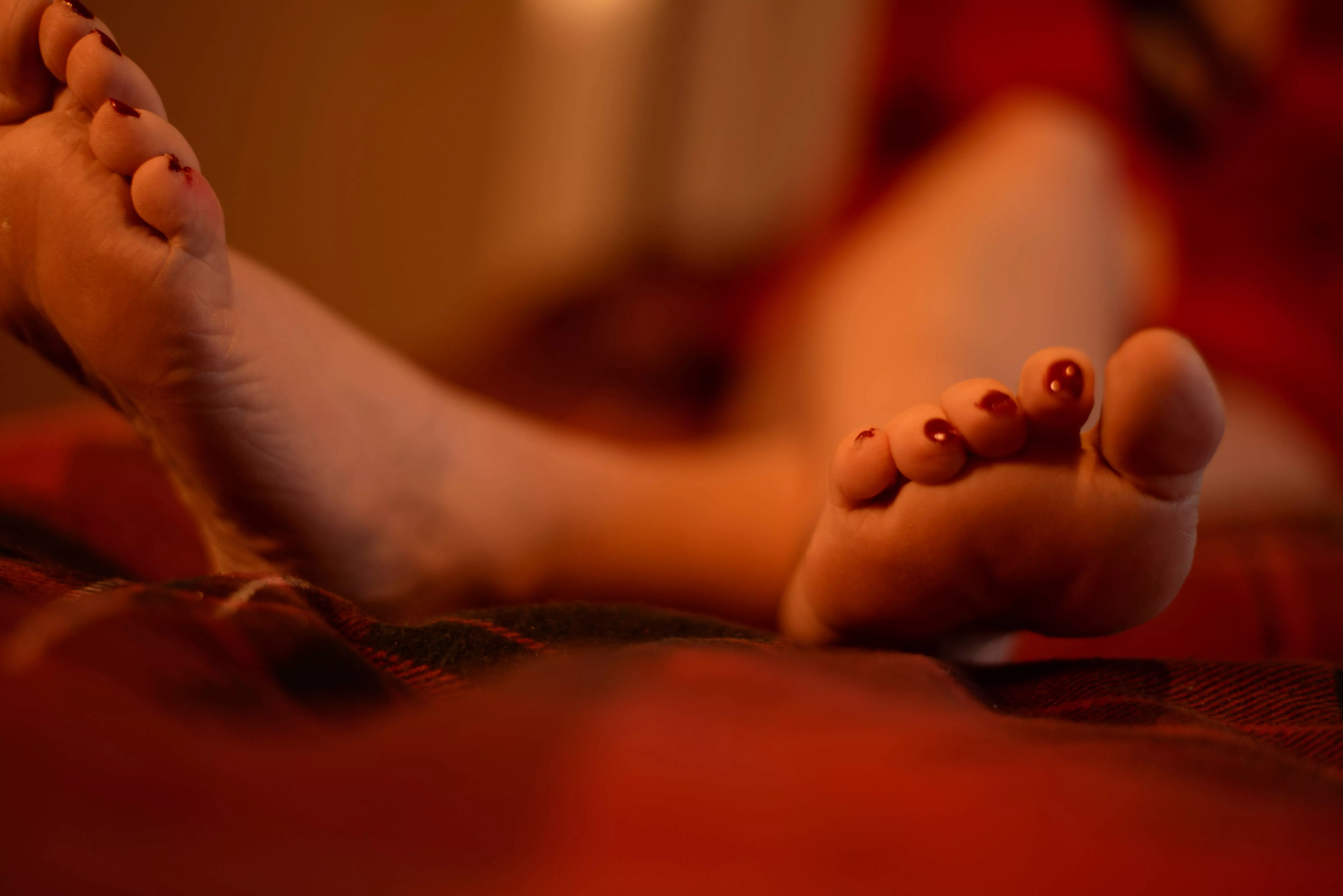 Scarlett Woman posted by MatureSara