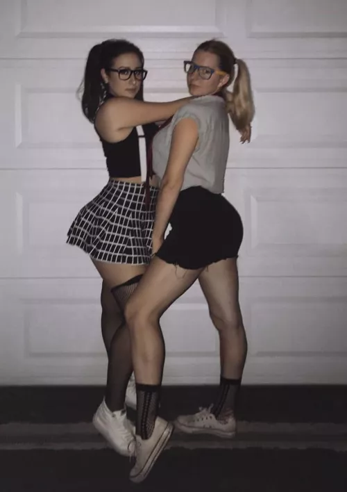 Schoolgirls by marwin_golden1