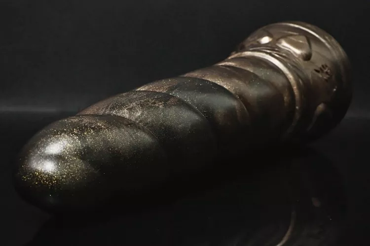 Scored this beautiful L/M Mystic in a Black/Bronze marble with gold flek (rouge)😍. It’s certainly not the Easter marble with purple and lyre green base of my dreams but lovely nonetheless! by JadeBerries