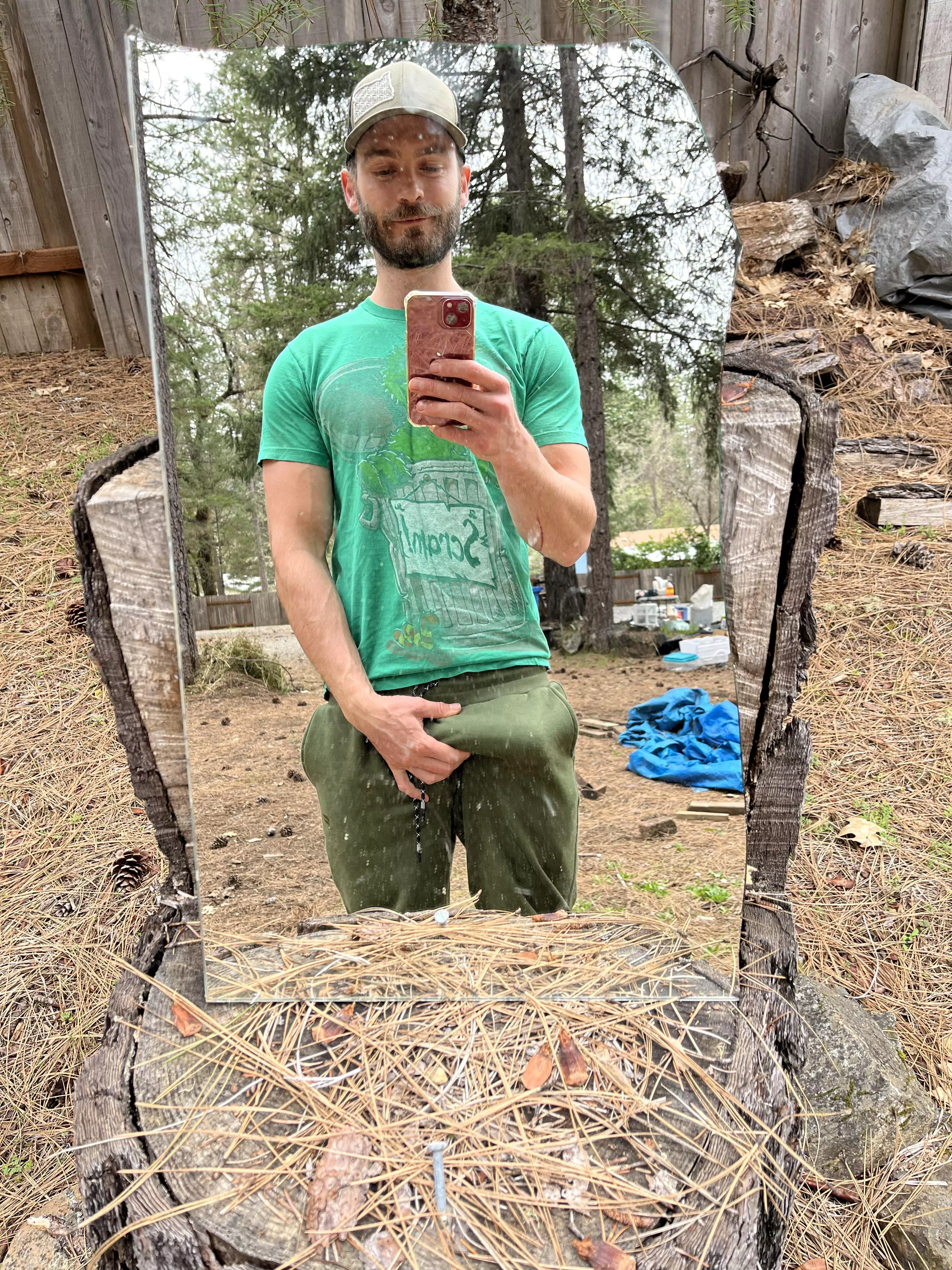 Scram posted by livingrovedaloca