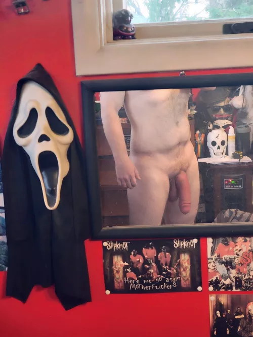 Scream!!!!! by BeardedDick87