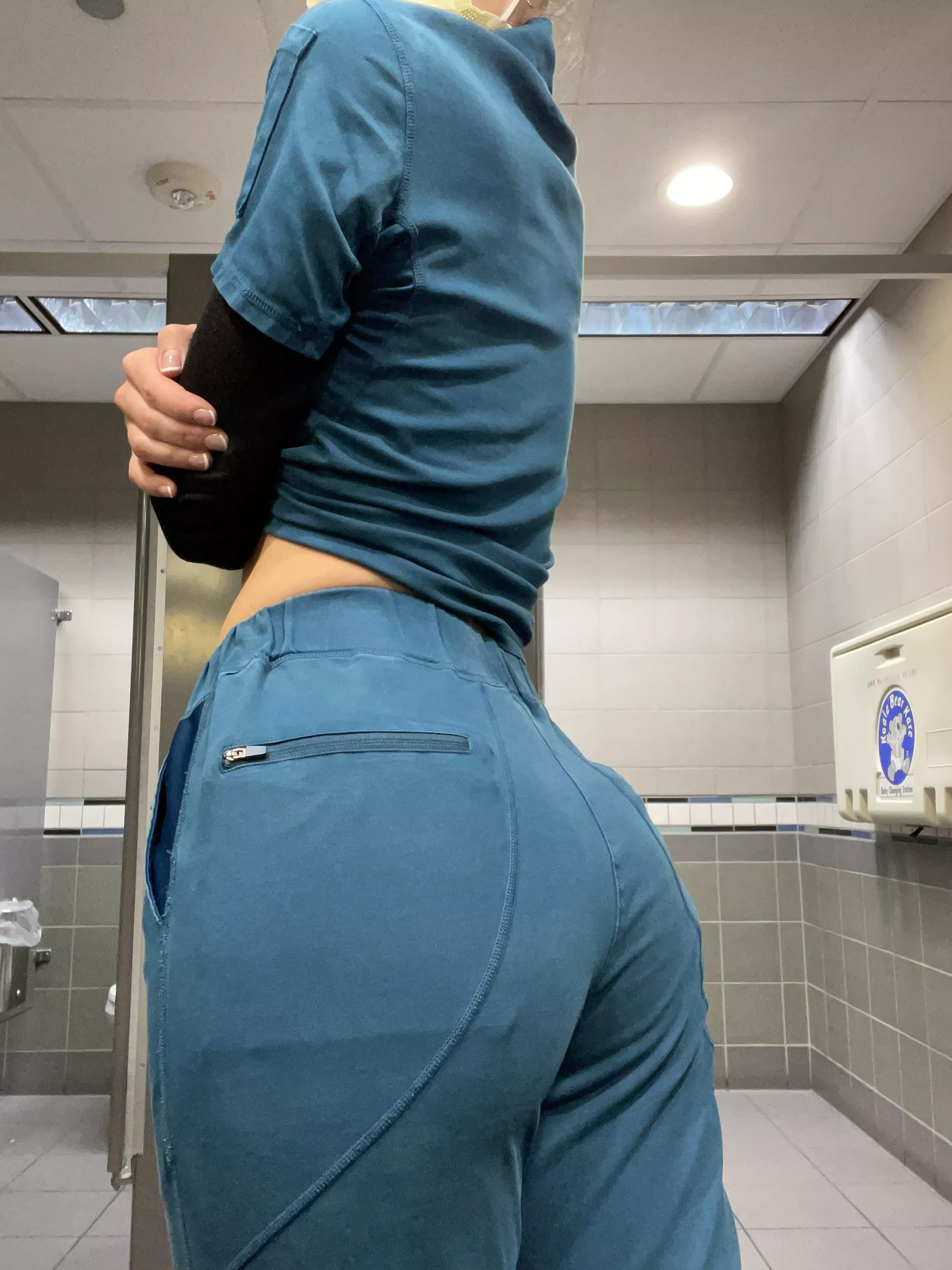 Scrubs about to go wild😈🤭 posted by Nofacenurse699