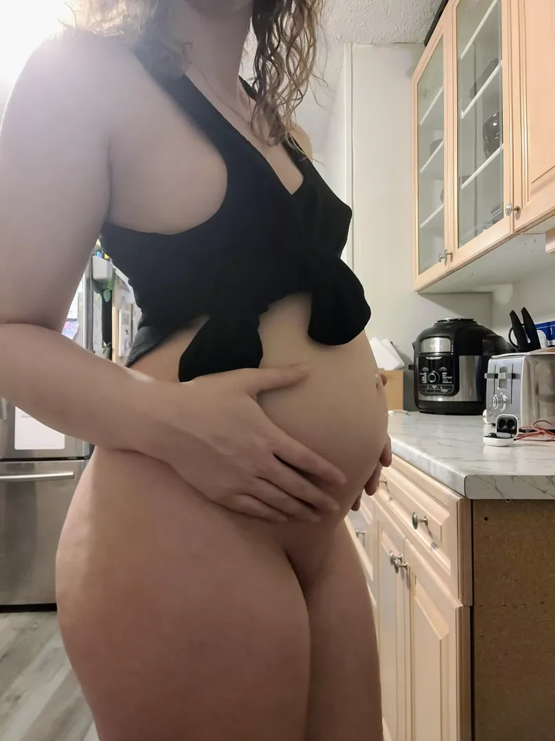 second trimester and soo horny 🥰 by msangelgrey