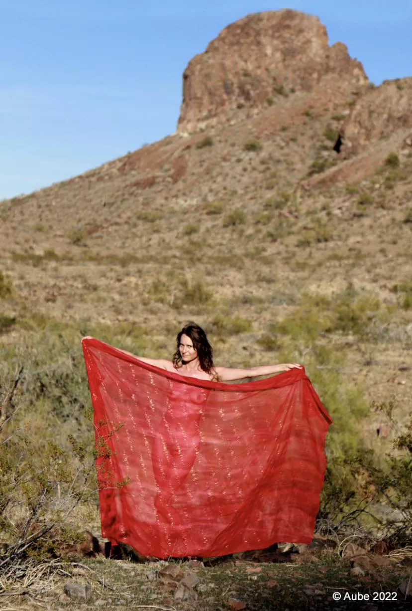 Secrets Underneath posted by Babe_Report