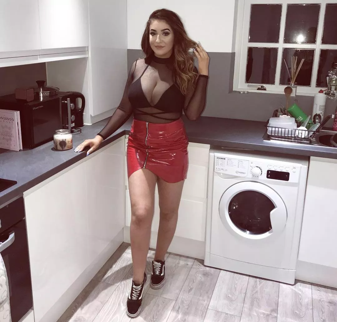 see through 🥵 posted by Excellent_Yogurt_925