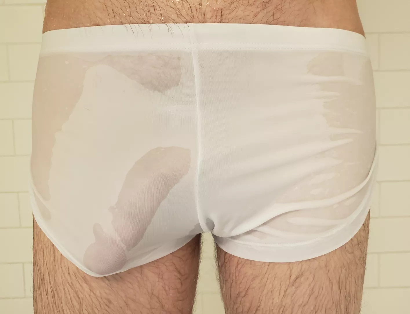 See through when wet posted by tawy000