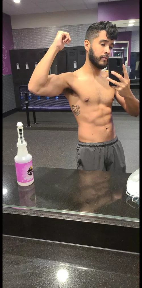 seeing progress is always nice 💪🏾😁 by Stark_13_