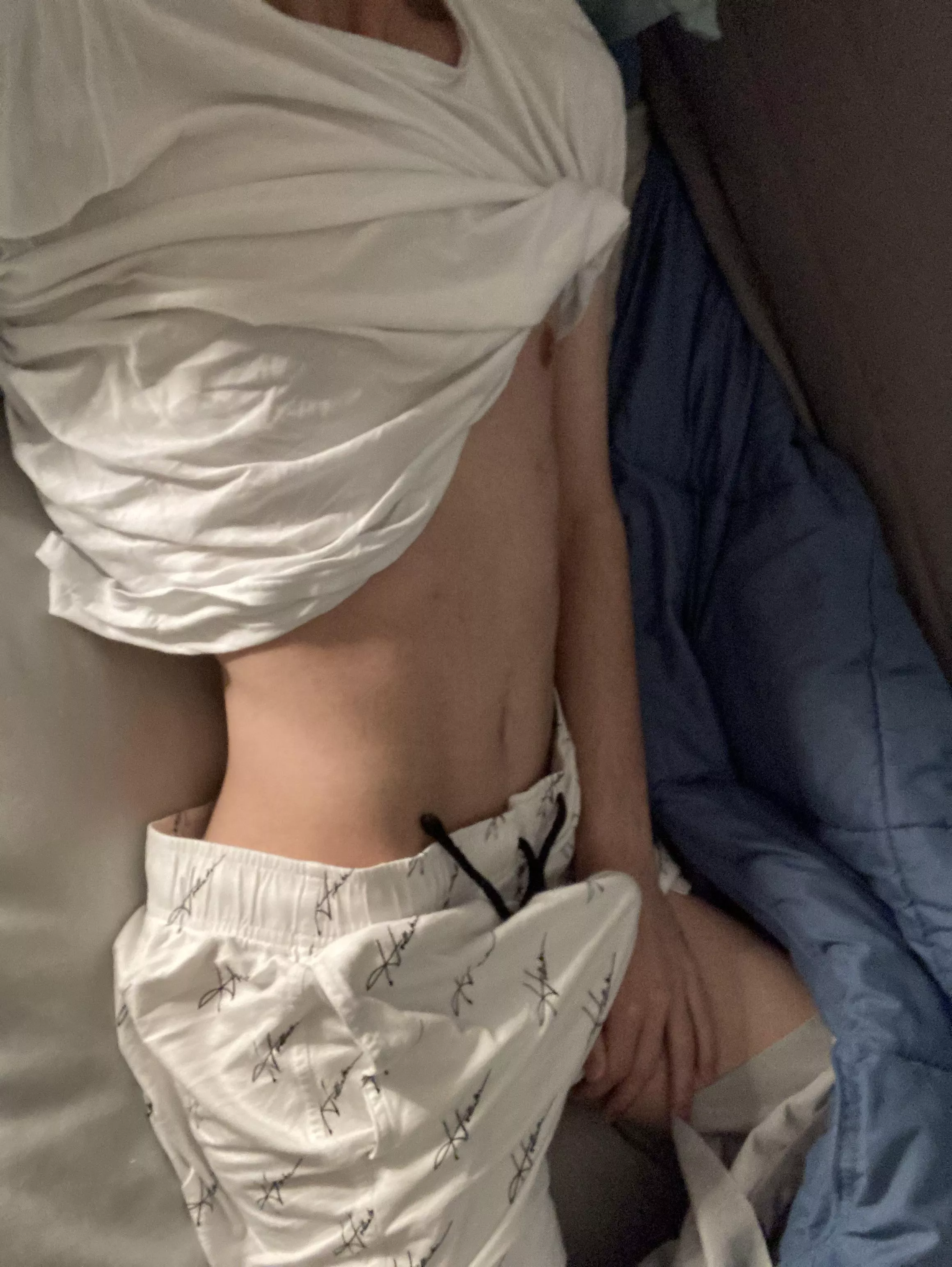 Seems my shorts a bit big posted by tlupinex