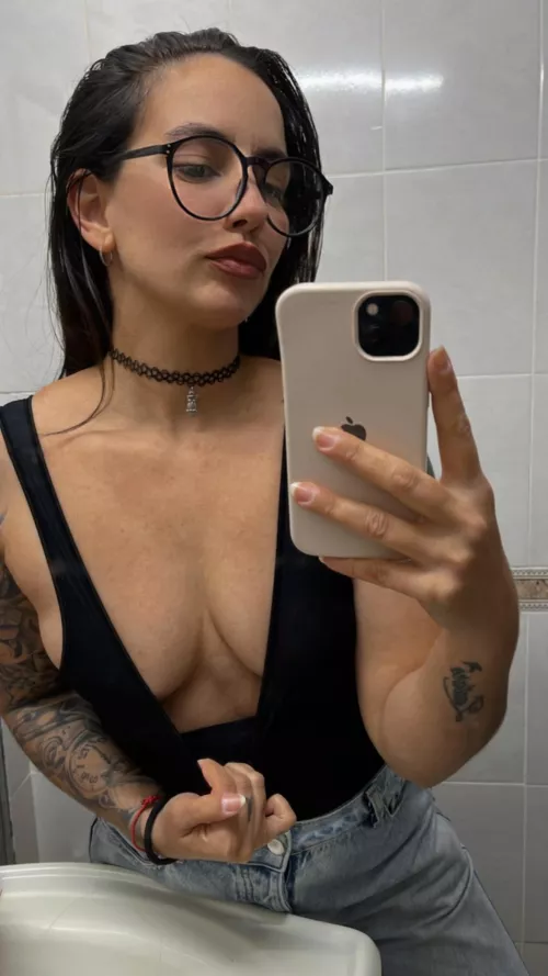 selfie before going to bed ... you come by MoxiiFox