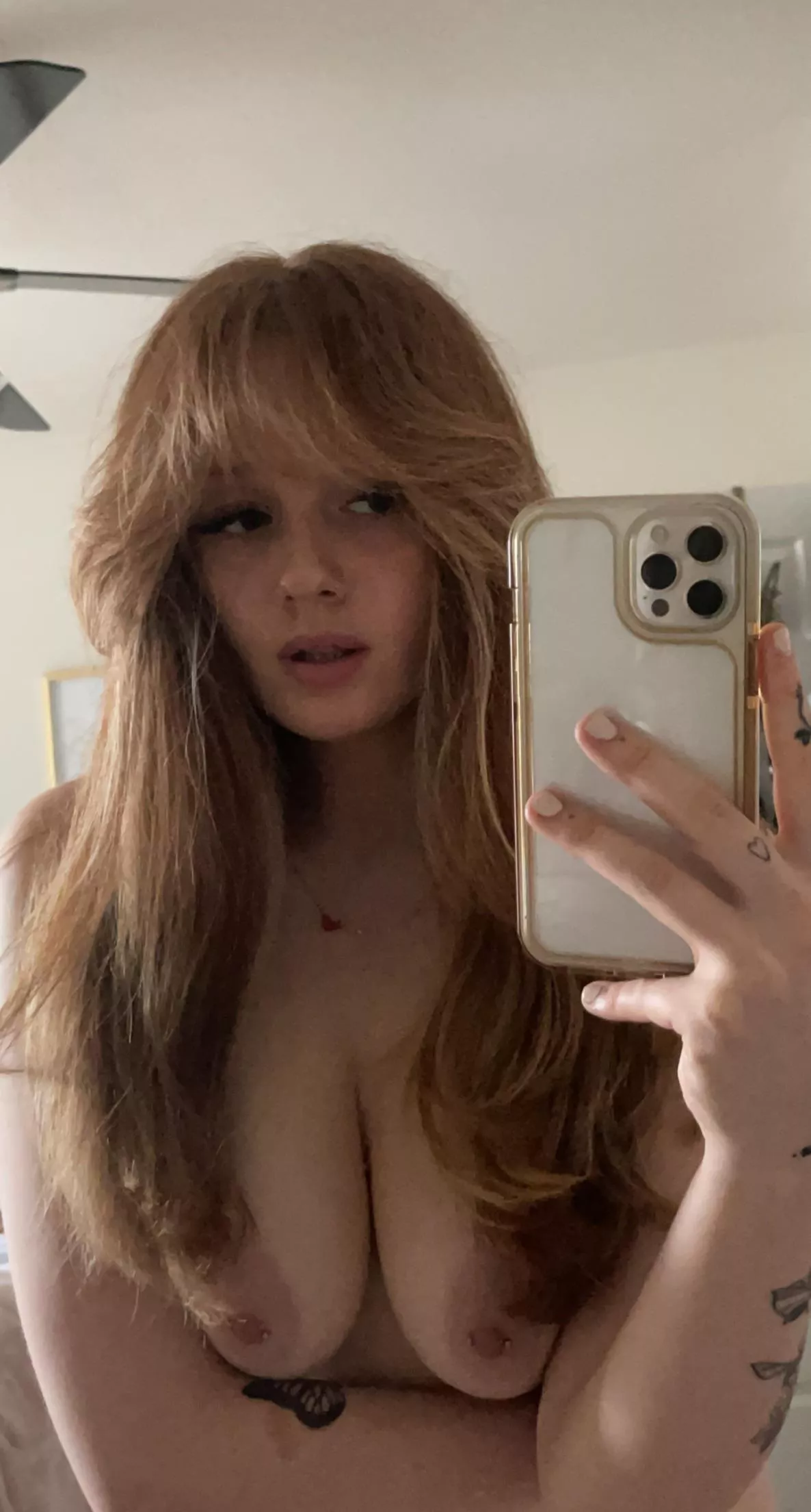 selfies just look better nude posted by sexxysavv