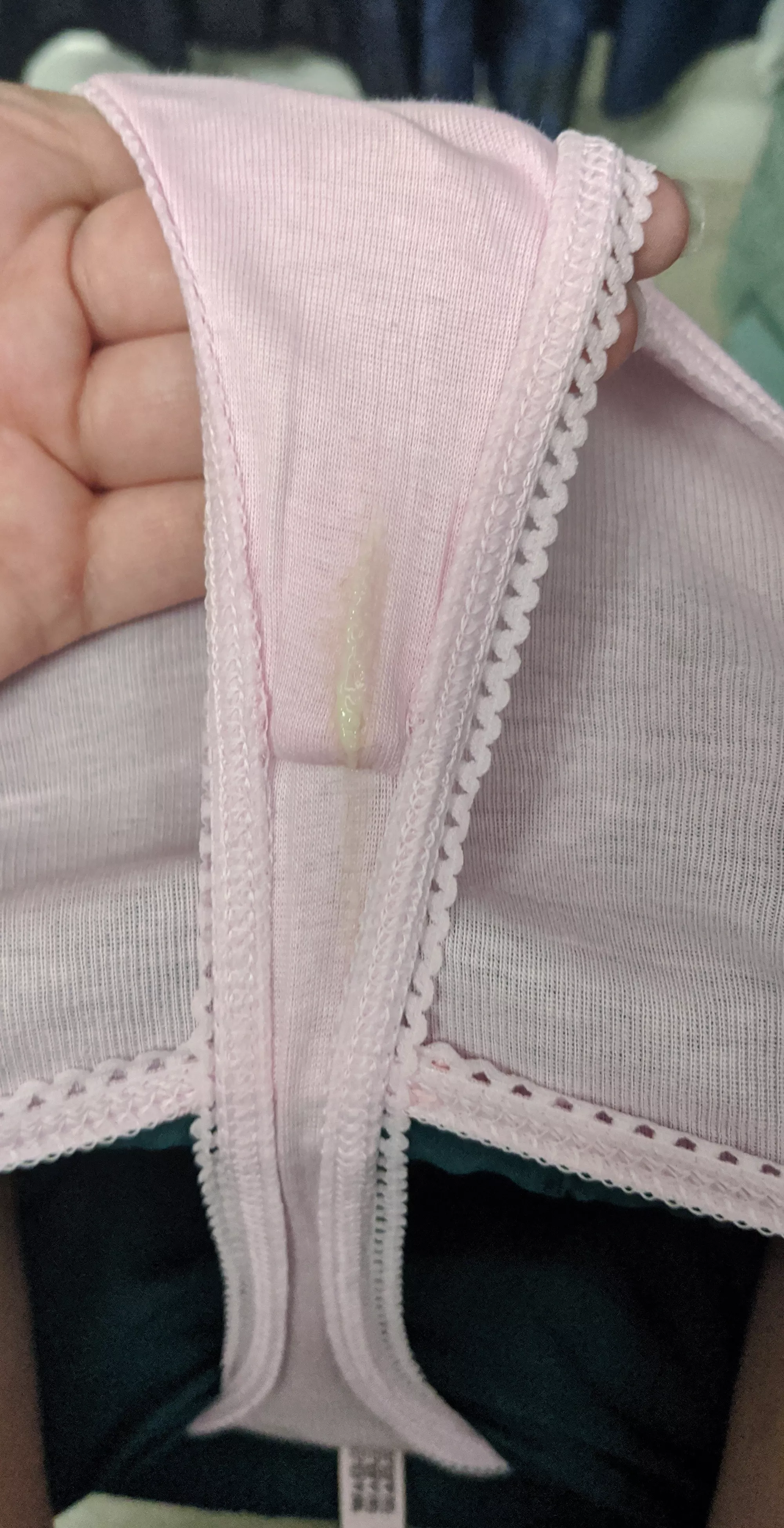 🍭[selling]🍭 aren't you curious about the cute lil pussy that left this mark? posted by bakedeggplant