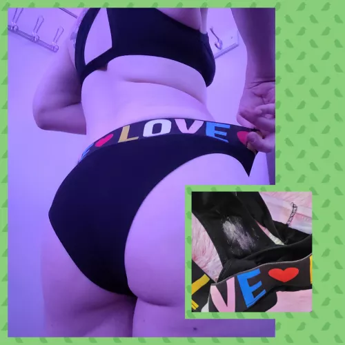 [SELLING] creamy LOVE milf panties 😈 cum sniff what Ginger bush is all about 🔥🍑 [us] [nsfw] menu pinned by GingerGodess24