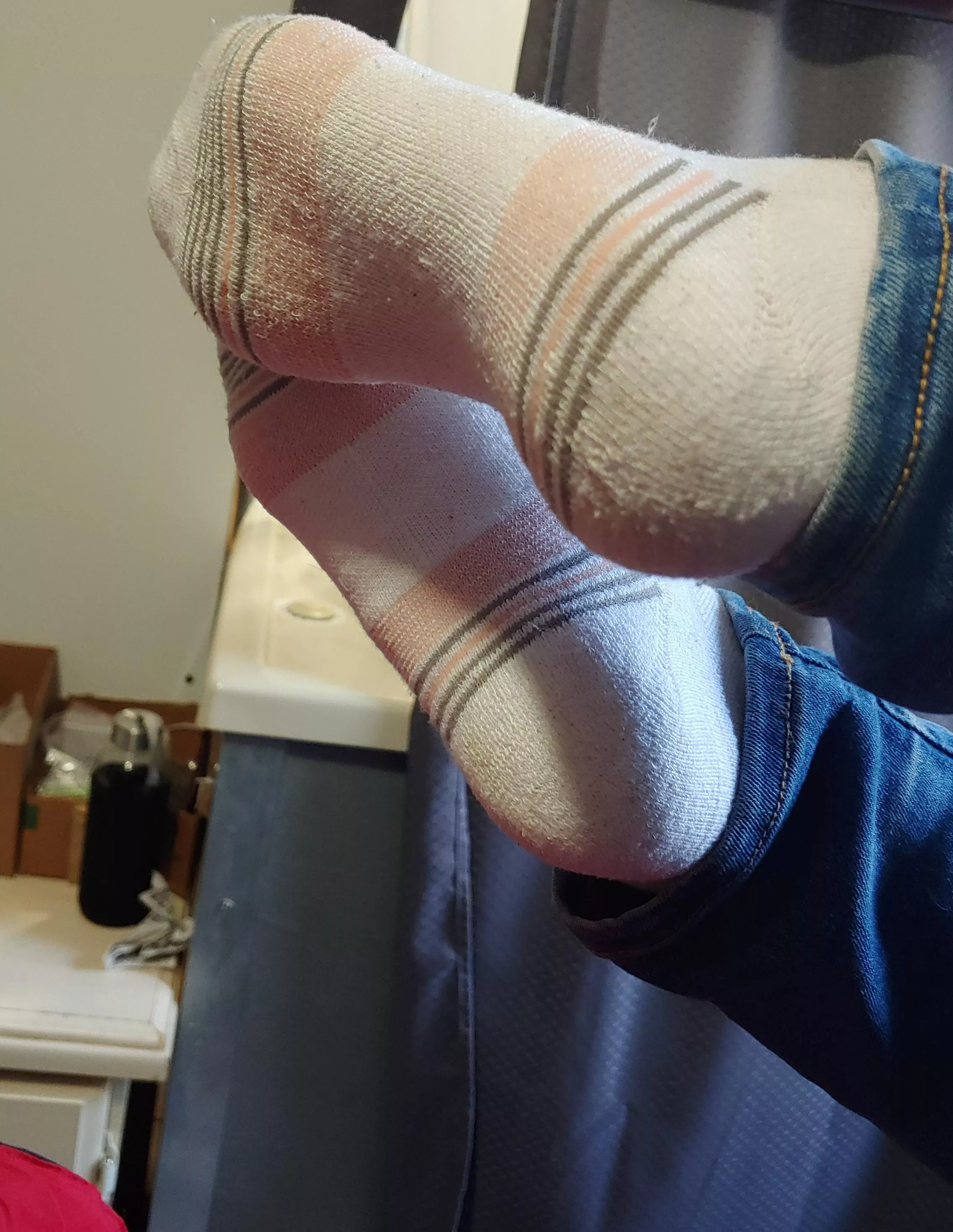 [SELLING] Cum on them, or while smelling them? 😏 posted by DezrtBat