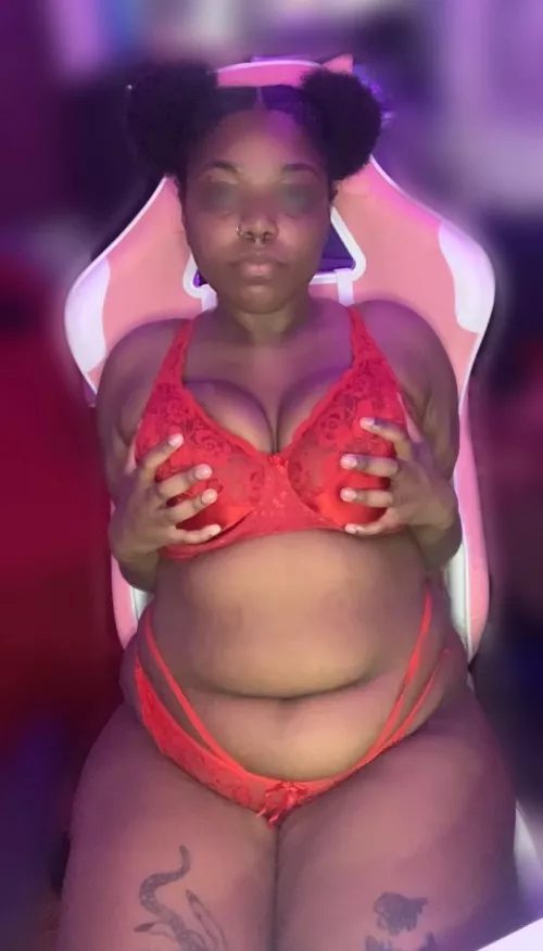 [selling] cum play with this chubby babe, bigger is better😋 | 💦[GFE] [sext] [rate] custom/premade [pic] [vid] panties [fet]ish friendly💦, i do show face ✨kik me @princessmari111 by childlike_luna