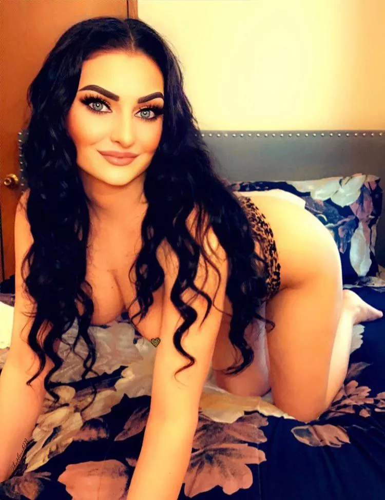 [Selling] 🖤 Friday—my second favorite ‘F’ word 🤎 Verified 🖤 Panties/Wearables • Pics/Vids • GFE • Sexting • Vials • Pops • Baked Goods & more! Menu & Reviews are pinned 🤎 posted by thatbeach247