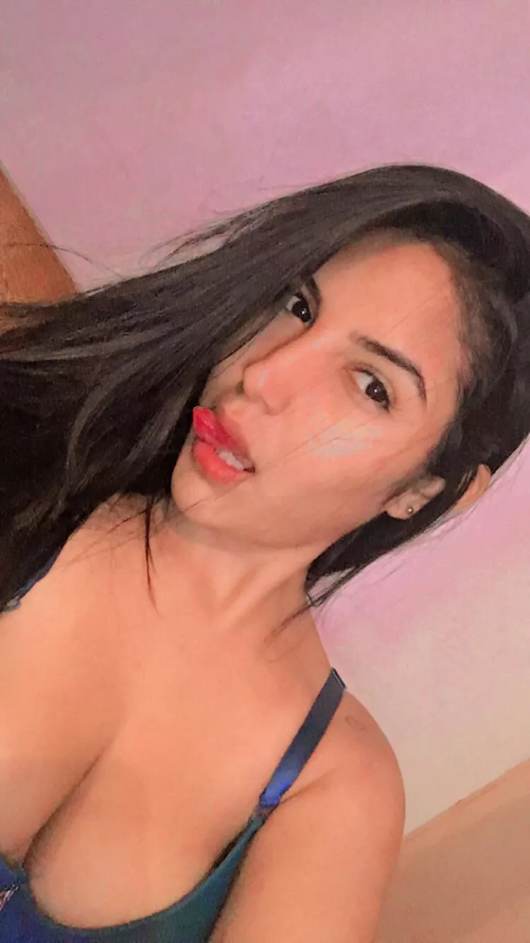 [Selling] I am a young brunette Latina 🔥 I am so horny my panties are so wet and you need to fuck me now that you know SEXTING/ VIDEOS/ PICS/ GFE / FEMDOM/ FINDOM 💦 ⚠️ONLY Snapchat Vanessa_mon25⚠️ 🌸 CASHAPP🌸PAYPAL🌸CRYPTO🌸ZINLI posted by Vanemoncada25