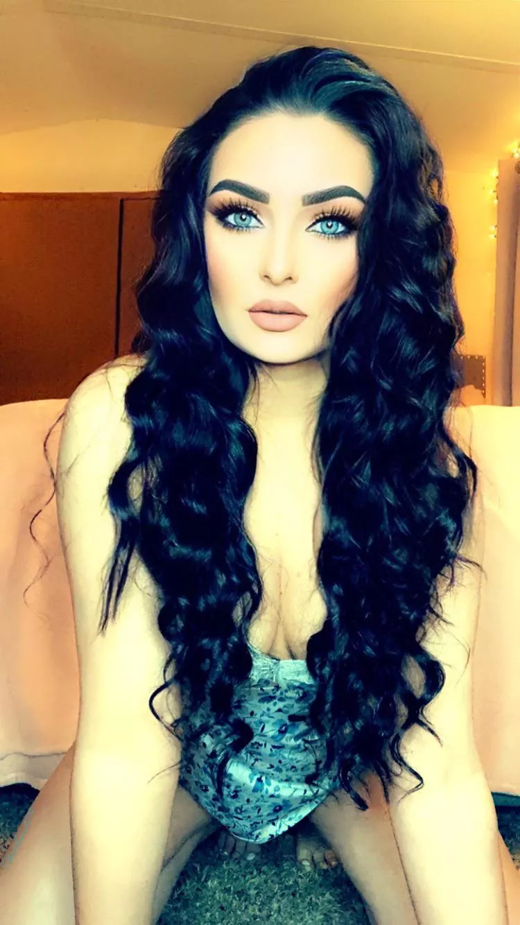 [Selling] 🫧 It’s Friday, let’s get filthy! 🫧 Panties, Sexting, Vials, Content, GFE, Candy & more. Menu & Spring Specials are pinned to my page 💙 posted by thatbeach247