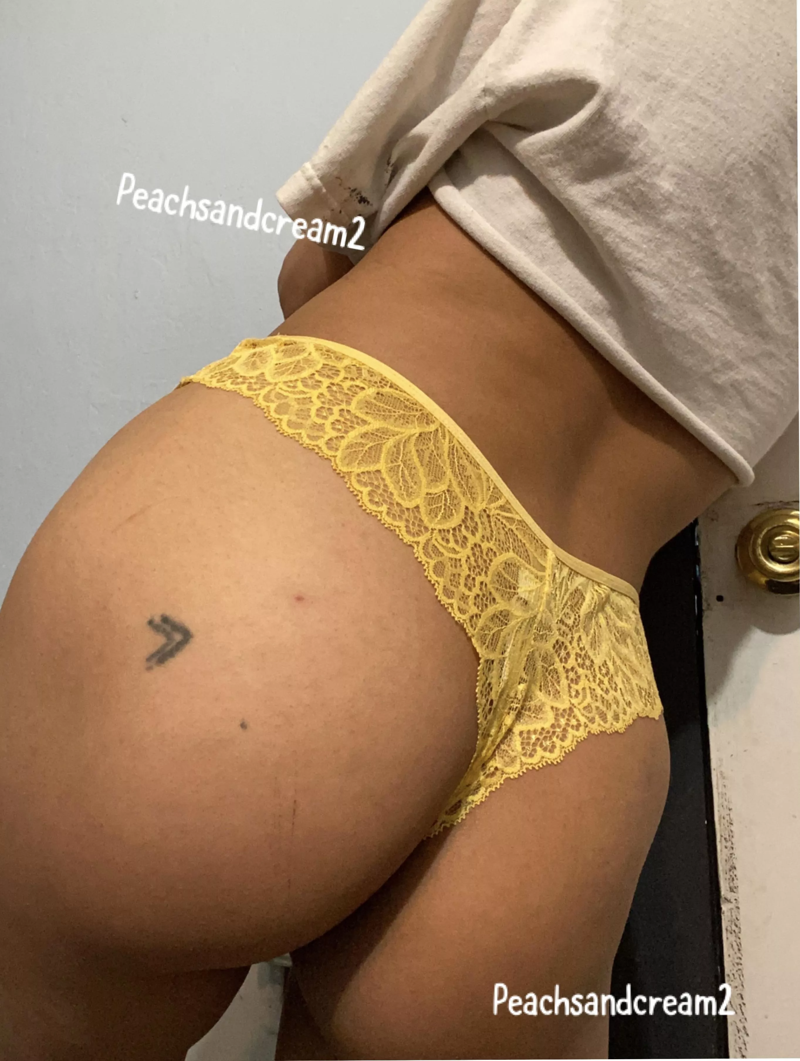 [selling] Let’s have some fun together 😈. Dm for menu posted by peachs_andcreams