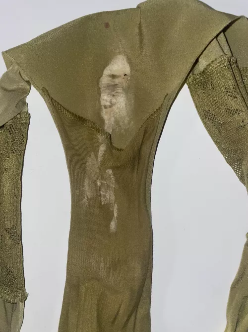 [selling] my wife’s crusty panties. What would you do with them ? by phithy