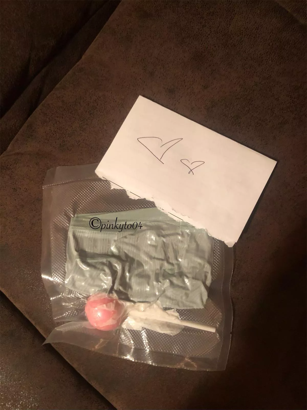 [selling] Panties 💎 Custom Content 💎 Vials & Pops 💎 See my pinned posts for full menu 💎 posted by pinkyto04